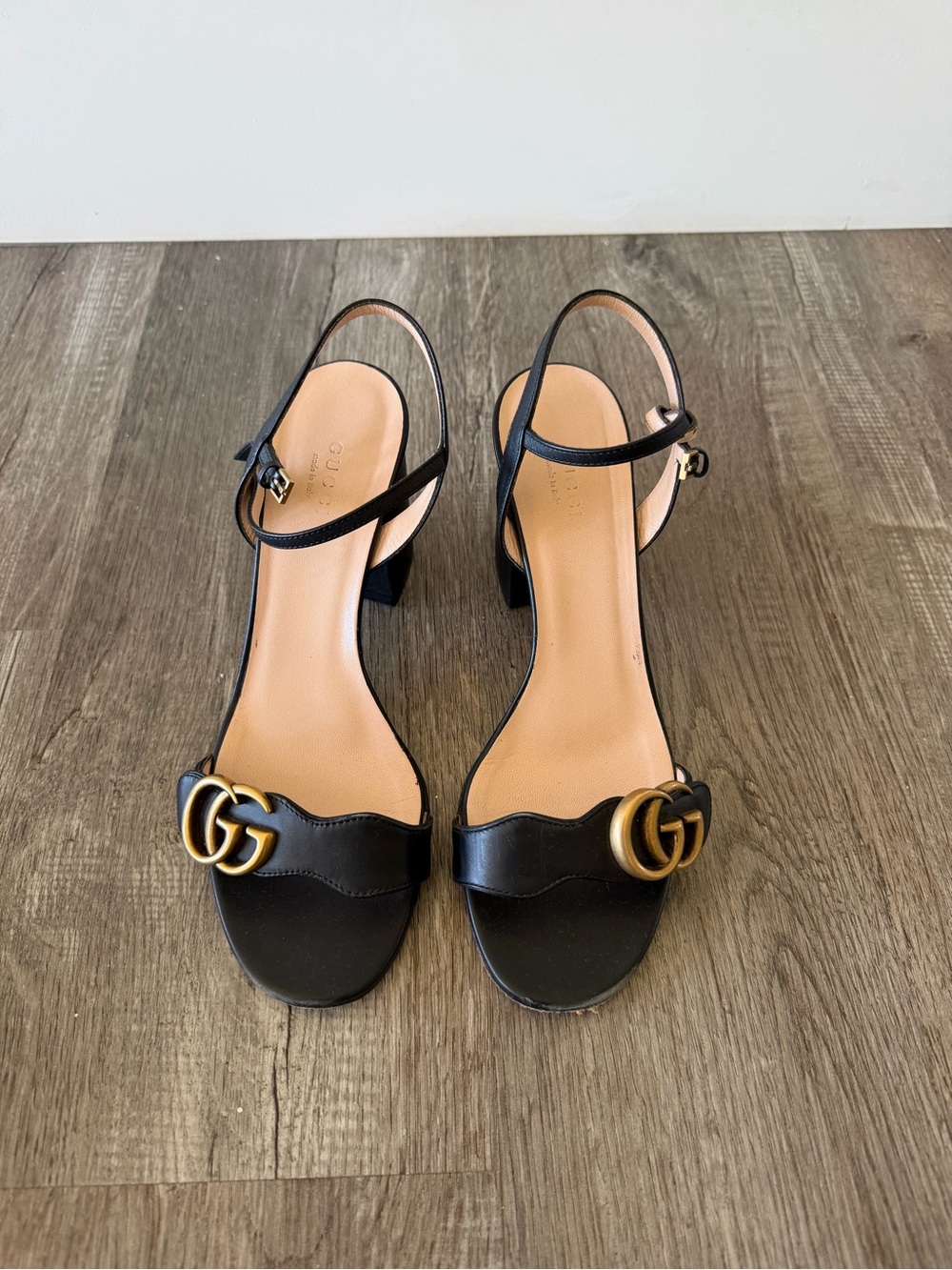 Gucci Black Leather Slingback Heels with Gold Double-G